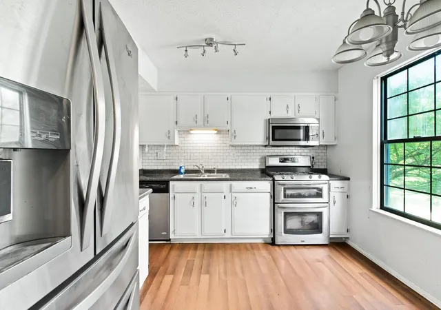 Photo 4 of Single family home for sale at 8328 Lariat Ct, Powell, OH 43065 | MLS# 226024675 | Listing updated on 2026-07-29