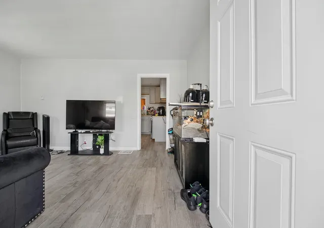 5th image of 2229 Hamilton Ave, Columbus, OH 43211 | MLS# 226024520