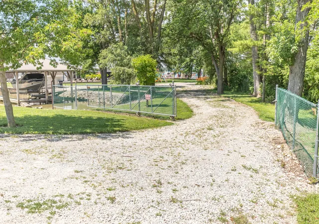 Homes for sale in Fremont, OH | 2890 County Road 198, Fremont, OH 43420 | MLS# 226024662