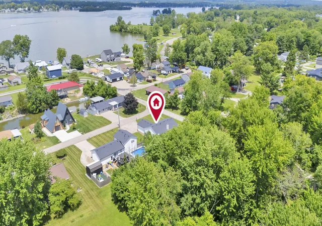 Homes for sale in Thornville, OH | 5259 1St St Ne, Thornville, OH 43076 | MLS# 226024627