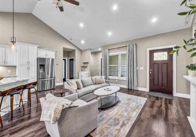 Photo 5 of Single family home for sale at 599 Meadowdale Dr, Mansfield, OH 44907 | MLS# 226024727 | Listing updated on 2026-07-29