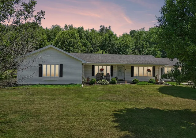 Homes for sale in Bellefontaine, OH | 3357 County Road 18, Bellefontaine, OH 43311 | MLS# 226024676