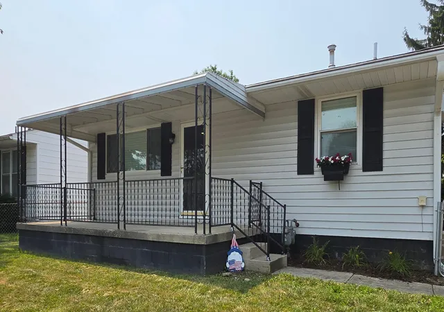 1st image of 3137 Hillgate Rd, Columbus, OH 43207 | MLS# 226024575