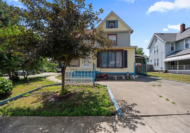Homes for sale in Massillon, OH | 807 1st St Ne, Massillon, OH 44646 | MLS# 226024609