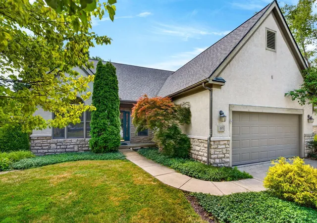 3rd image of 895 Linworth Village Dr, Columbus, OH 43235 | MLS# 226025764