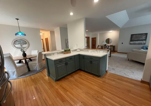 Photo 66 of Sale Pending at 895 Linworth Village Dr, Columbus, OH 43235 | MLS# 226025764 | Listing updated on 2026-09-03