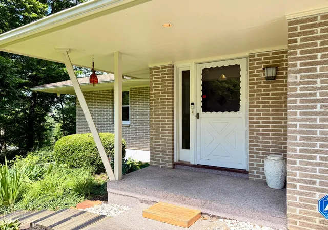 Homes for sale in Chillicothe, OH | 348 Shannon Dr, Chillicothe, OH 45601 | MLS# 226024764