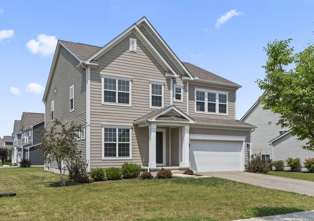 Single family home for sale at 6158 Heather Ridge Dr, Delaware, OH 43015 | MLS# 226025014