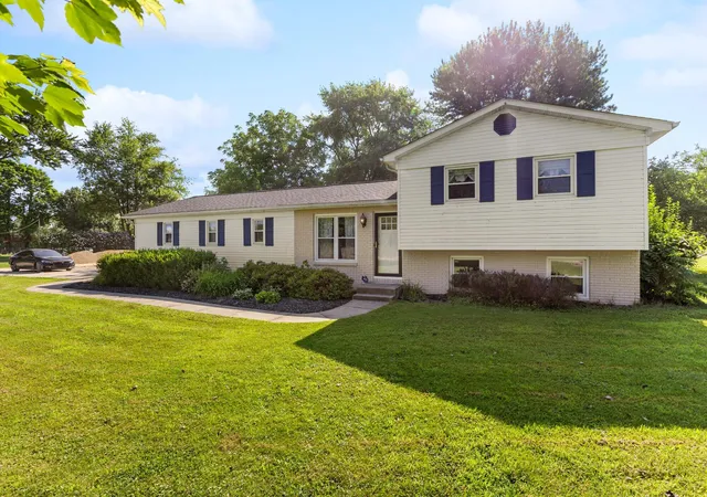 2nd image of 5154 Carnes Rd, Carroll, OH 43112 | MLS# 226024643