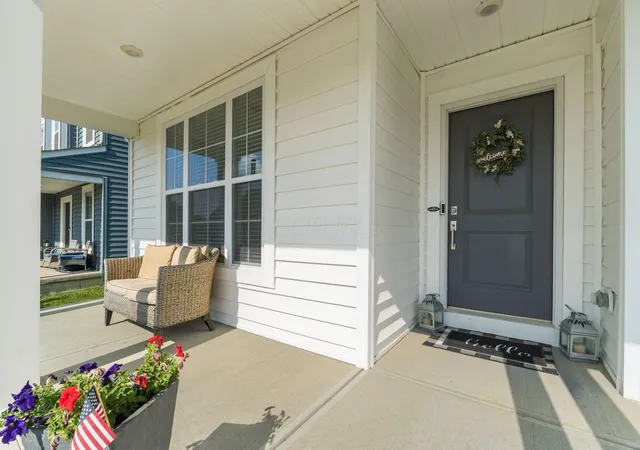 Homes for sale in Blacklick, OH | 2674 Carmie Dr E, Blacklick, OH 43004 | MLS# 226025441