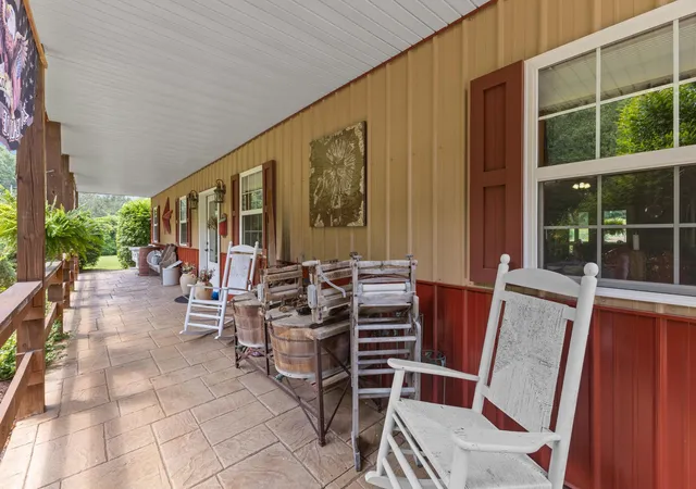 Homes for sale in Laurelville, OH | 25437 Moccasin Rd, Laurelville, OH 43135 | MLS# 226024660