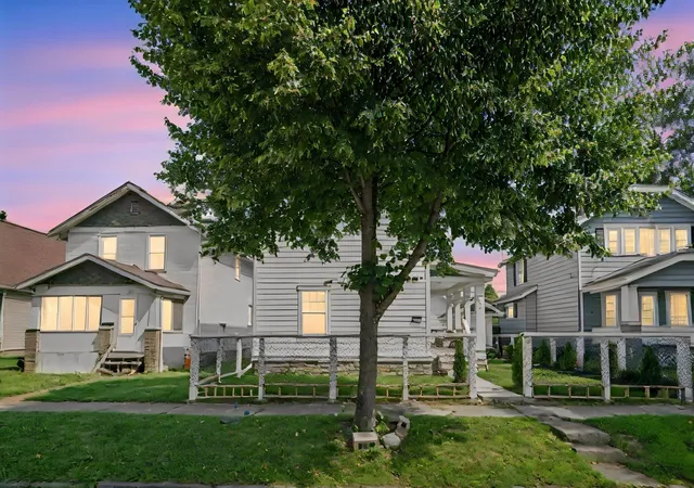 Photo 2 of Single family home for sale at 1498 Briarwood Ave, Columbus, OH 43211 | MLS# 226032465 | Listing updated on 2026-10-01