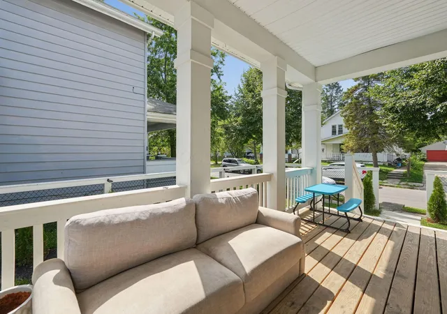 Photo 4 of Single family home for sale at 1498 Briarwood Ave, Columbus, OH 43211 | MLS# 226032465 | Listing updated on 2026-10-01