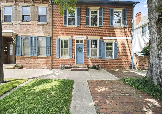 Homes for sale in Chillicothe, OH | 179 W Water St, Chillicothe, OH 45601 | MLS# 226024825