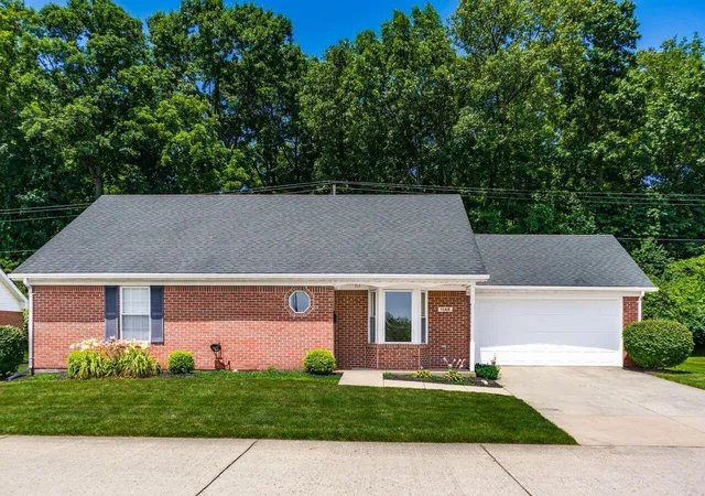 Homes for sale in Springfield, OH | 1146 Old Farm Ln, Springfield, OH 45503 | MLS# 226024847