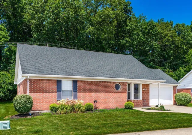 Homes for sale in Springfield, OH | 1146 Old Farm Ln, Springfield, OH 45503 | MLS# 226024847
