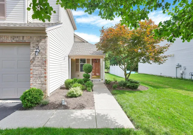 Homes for sale in Canal Winchester, OH | 6198 Kensington Glen Dr, Canal Winchester, OH 43110 | MLS# 226024690