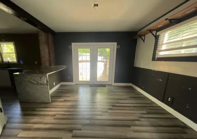 Photo 3 of Single family home for sale at 916 Miller Ave, Columbus, OH 43206 | MLS# 226024746 | Listing updated on 2026-09-05