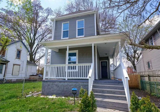 Homes for sale in Columbus, OH | 205 S Princeton Ave, Columbus, OH 43223 | MLS# 226024793