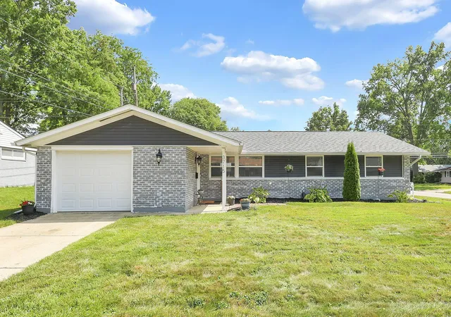 Homes for sale in Westerville, OH | 3715 Lima Dr, Westerville, OH 43081 | MLS# 226024798