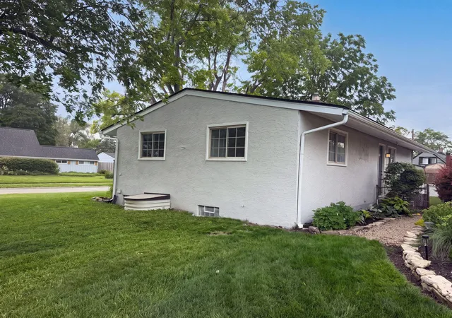 Homes for sale in Grove City, OH | 2884 Kingston Ave, Grove City, OH 43123 | MLS# 226024819
