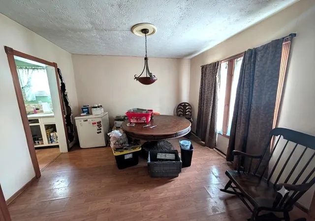 Photo 2 of Sale Pending at 346 Whitethorne Ave, Columbus, OH 43223 | MLS# 226025052 | Listing updated on 2026-09-16