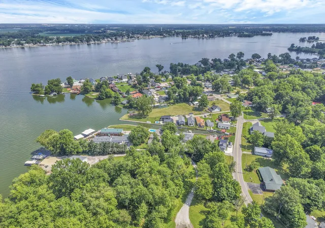Homes for sale in Thornville, OH | 13426 Shell Beach Rd Ne, Thornville, OH 43076 | MLS# 226025088