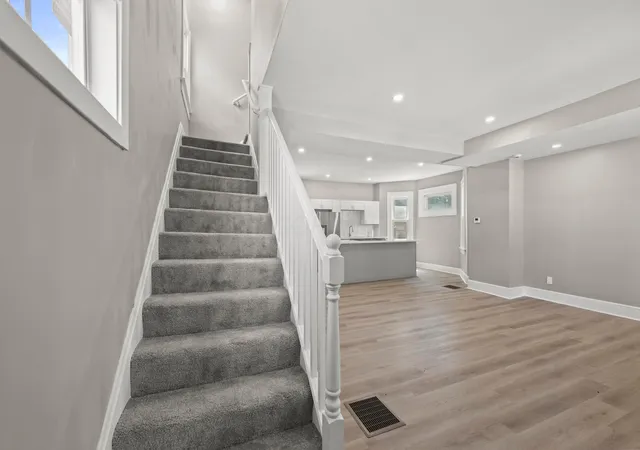 Photo 4 of Single family home for sale at 262 S Richardson Ave, Columbus, OH 43204 | MLS# 226024963 | Listing updated on 2026-10-08