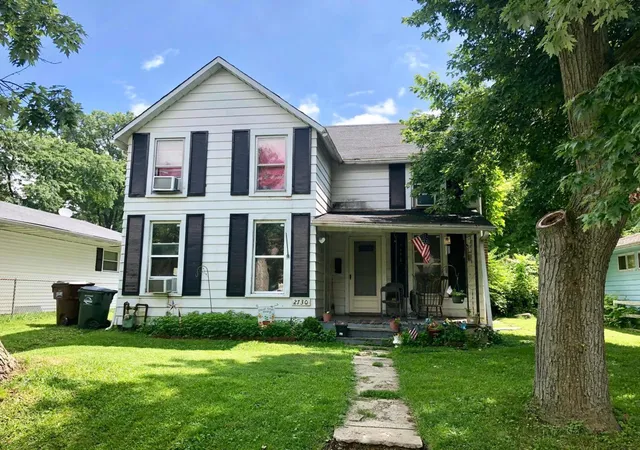 Photo 3 of Multi family home for sale at 2319 Argyle Dr, Columbus, OH 43219 | MLS# 226024883 | Listing updated on 2026-09-07