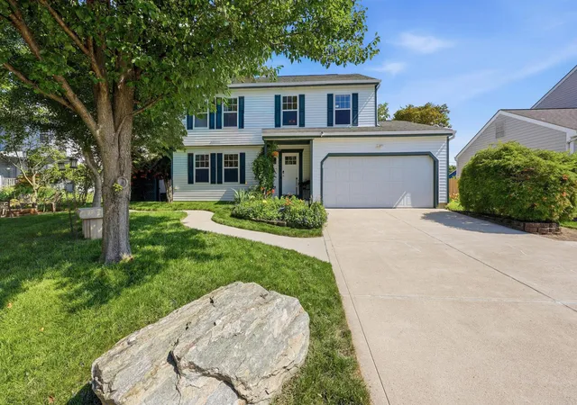 Homes for sale in Grove City, OH | 4102 Marsol Ave, Grove City, OH 43123 | MLS# 226024909