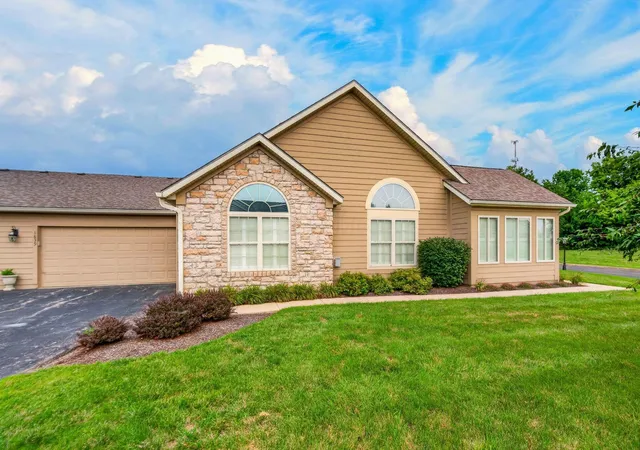 2nd image of 1639 Crossing Blvd, Circleville, OH 43113 | MLS# 226028476