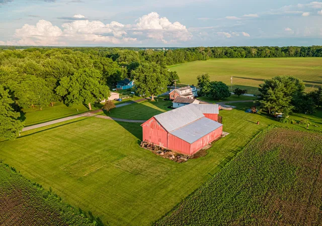 Homes for sale in Edison, OH | 2605 County Road 59, Edison, OH 43320 | MLS# 226024895