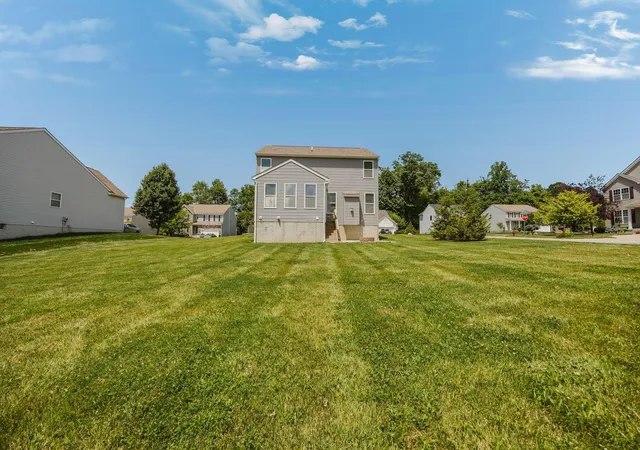 Homes for sale in Pataskala, OH | 1752 Keela Dr, Pataskala, OH 43062 | MLS# 226025507