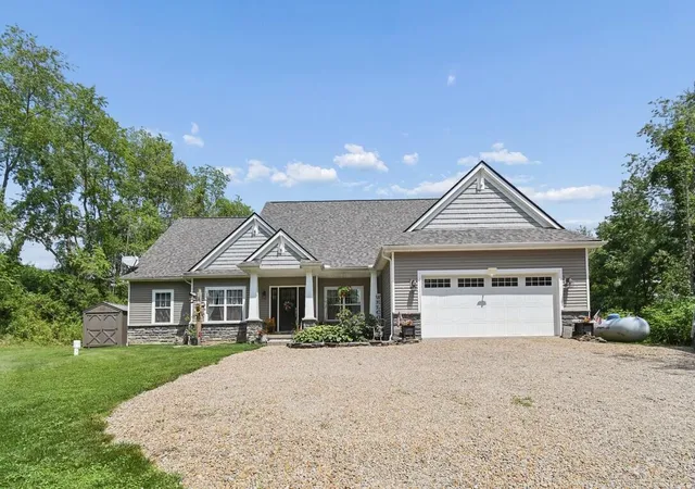 Homes for sale in Newark, OH | 6095 Appleman Rd Se, Newark, OH 43056 | MLS# 226024930