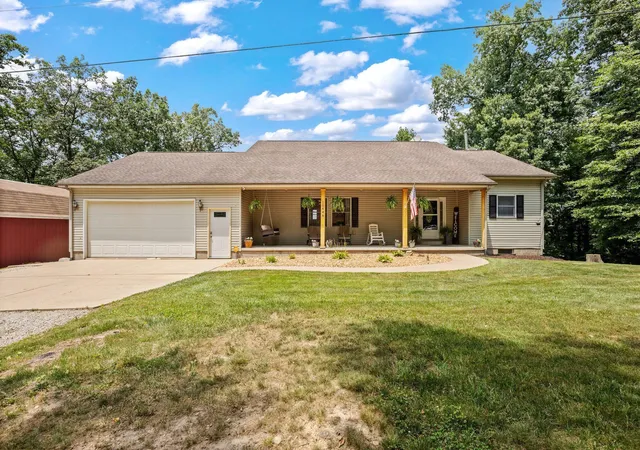 3rd image of 10446 Rich Hollow Rd Sw, Lancaster, OH 43130 | MLS# 226025845