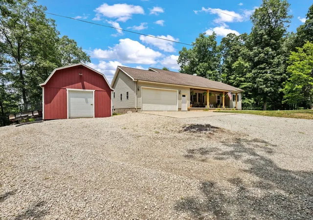 4th image of 10446 Rich Hollow Rd Sw, Lancaster, OH 43130 | MLS# 226025845