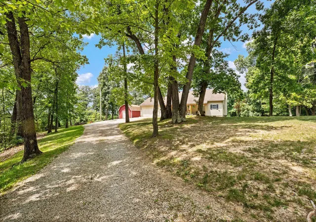 5th image of 10446 Rich Hollow Rd Sw, Lancaster, OH 43130 | MLS# 226025845