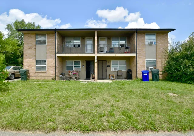 Homes for sale in Columbus, OH | 2030 Jane Ave, Columbus, OH 43219 | MLS# 226024928