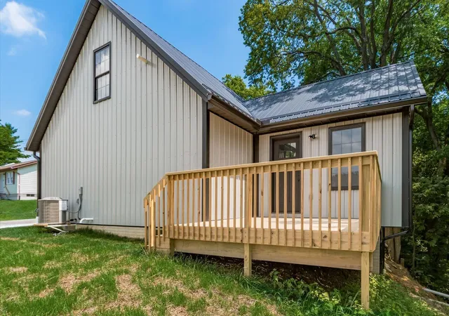 42nd image of 1319 W Canal St, Baltimore, OH 43105 | MLS# 226026195