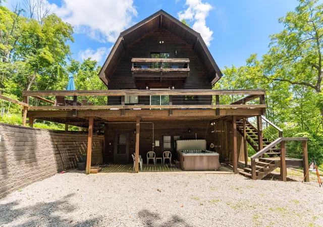 Photo 3 of Single family home for sale at 26060 Wildcat Holw Rd, Rockbridge, OH 43149 | MLS# 226027191 | Listing updated on 2026-07-31