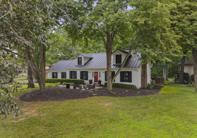 Homes for sale in Westerville, OH | 1082 Autumn Woods Dr, Westerville, OH 43081 | MLS# 226025421