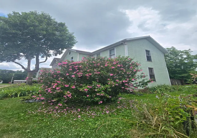 Homes for sale in Zanesville, OH | 405 Mead St, Zanesville, OH 43701 | MLS# 226025199