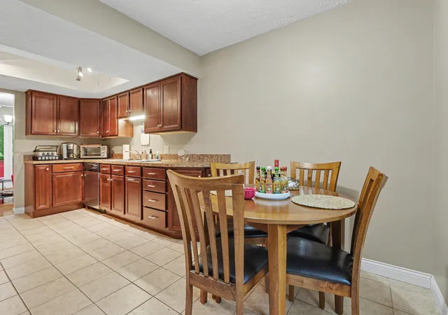 4th image of 5095 Chuckleberry Ln, Westerville, OH 43081 | MLS# 226024951