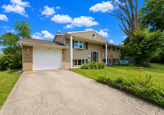 1st image of 5019 Comstock Dr, Columbus, OH 43232 | MLS# 226024954