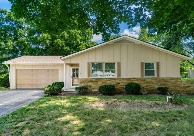 Photo 3 of Single family home for sale at 3354 Longstreth Park Pl, Columbus, OH 43230 | MLS# 226025456 | Listing updated on 2026-08-27