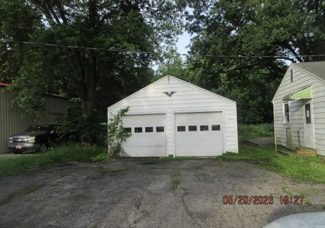 Homes for sale in Brookville, OH | 11422 Pansing Rd, Brookville, OH 45309 | MLS# 226024976