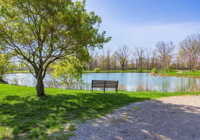 Homes for sale in Hilliard, OH | 5070 Stoneybrook Boulevard, Hilliard, OH 43026 | Houzeo