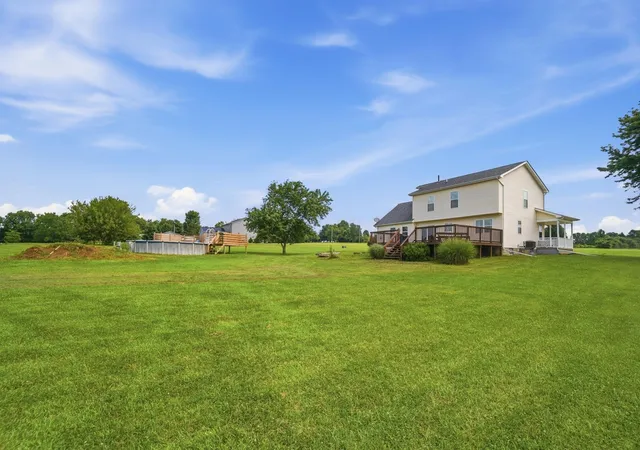 Homes for sale in Circleville, OH | 27611 Kime Holderman Rd, Circleville, OH 43113 | MLS# 226025144