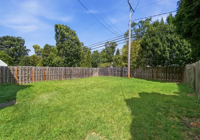 52nd image of 1916 W Lane Ave, Columbus, OH 43221 | MLS# 226027885