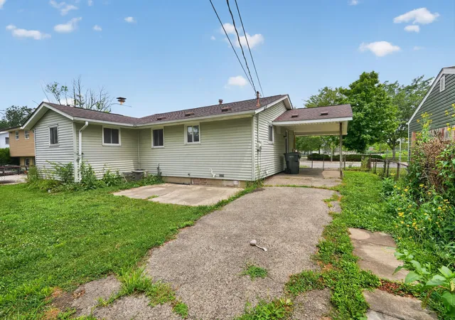 Homes for sale in Columbus, OH | 3823 Briggs Rd, Columbus, OH 43228 | MLS# 226025686